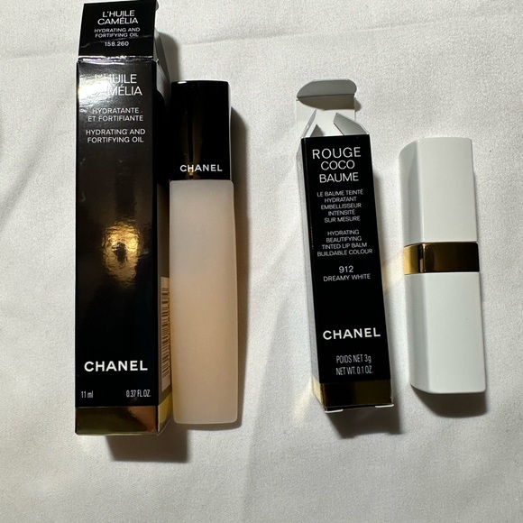 Chanel On The Go Moisture Gift Set - Picture 12 of 12